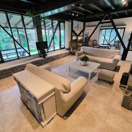 Villa Solly's Garden House - πλάκα λιτοχώρου