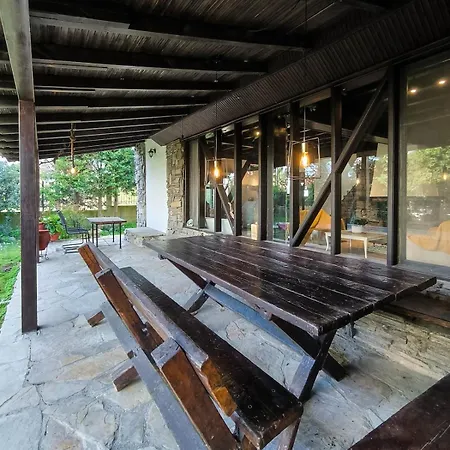 Solly's Garden House - πλάκα λιτοχώρου *